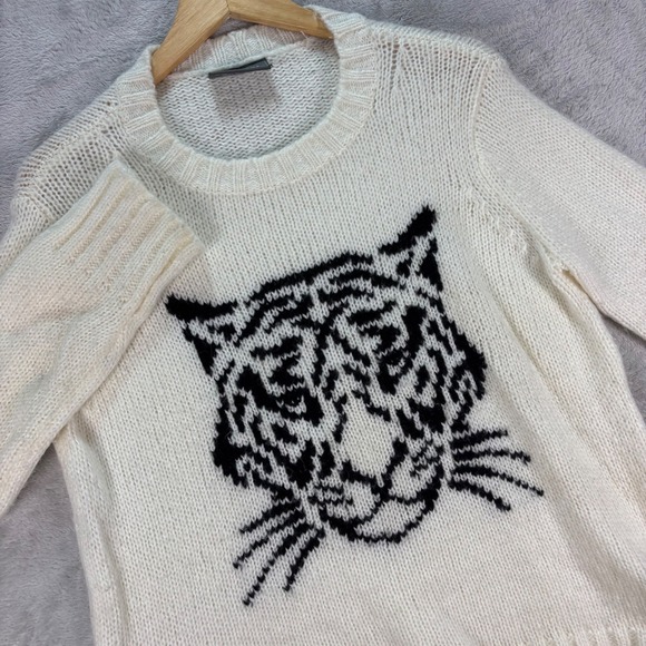 Wooden Ships Sweaters - Wooden Ships Women's Cream Knit Sweater Tiger Graphic Pullover Mohair Wool Sz XS